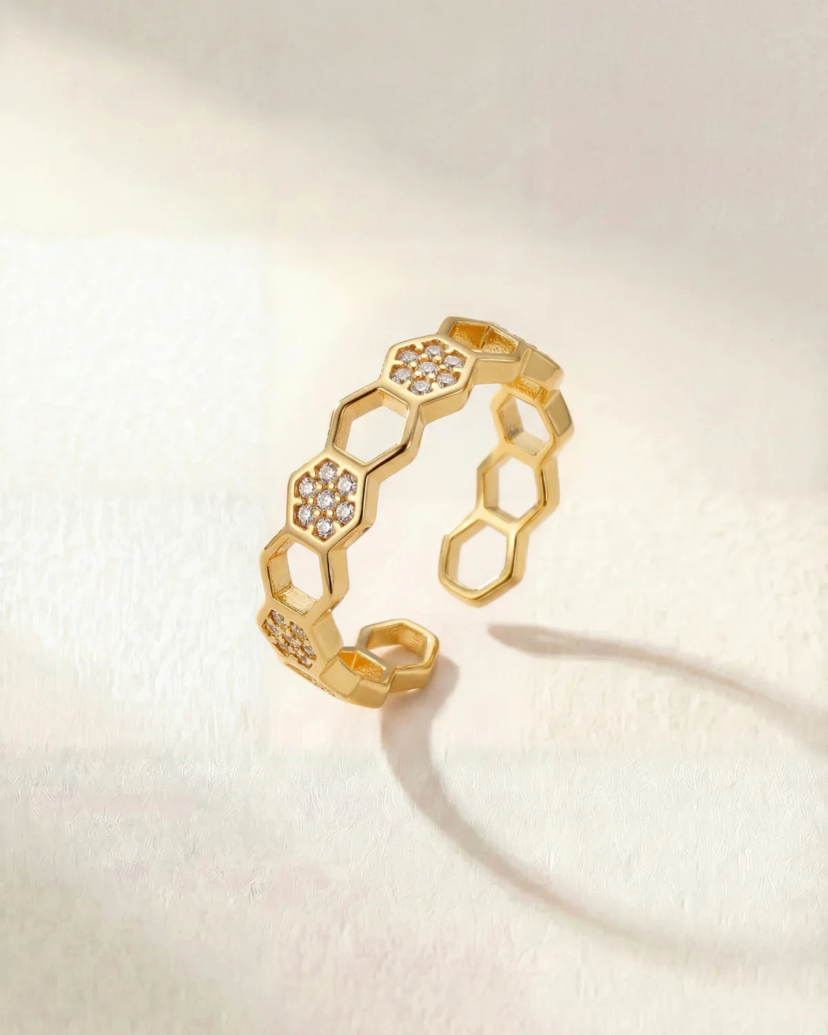 Dominique | Modern Ring