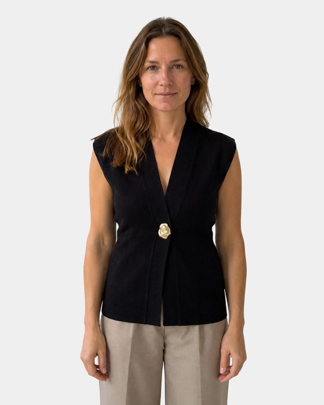 Félicie | Knitted Vest with Button Detail and V-Neck