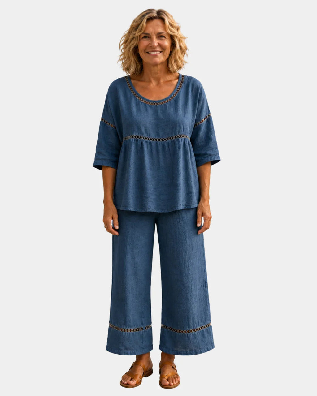 Good | Fresh set with matching blouse and pants