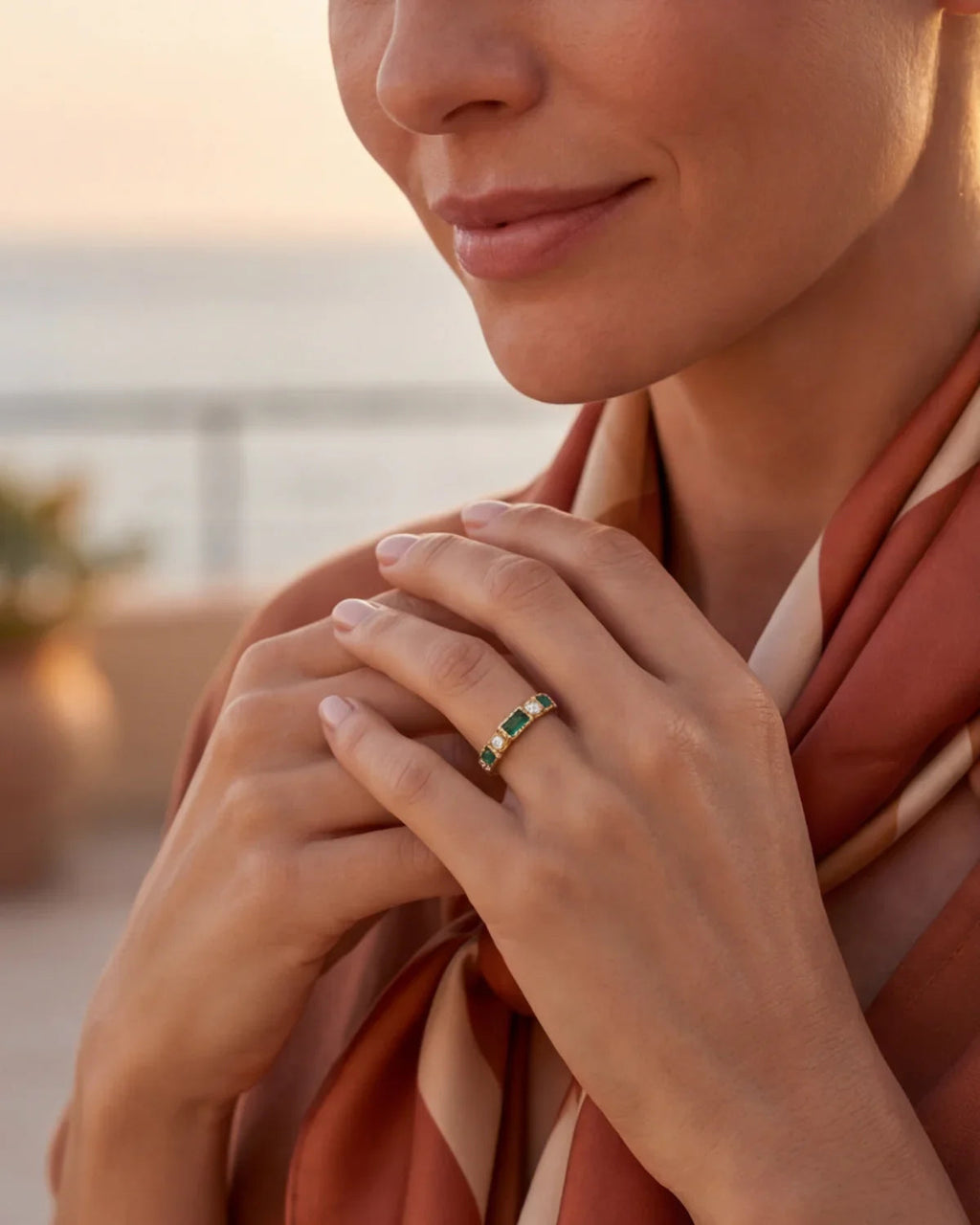 Pascale | Ring with Green Stones