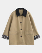 Jasélie | Button-Up Jacket with Contrasting Details