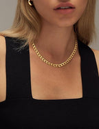 Léa | Round Gold Necklace