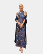 Lynette | Outfit with Dress and Light Vest