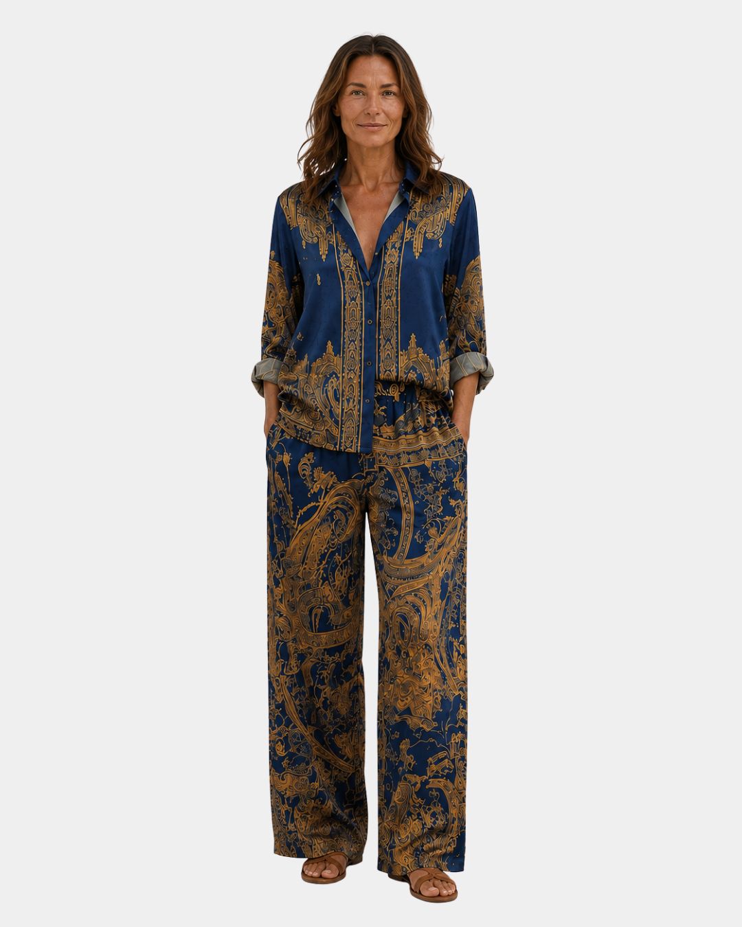 Annunciation | Elegant Patterned Set