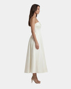 Josiane | Elegant Fluidity