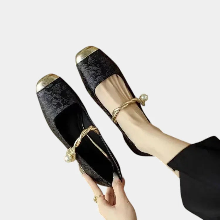 Sarah | Classic Dance Shoes with an Elegant Look